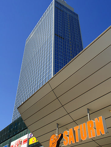 Saturn-Markt am Alexanderplatz Fotos