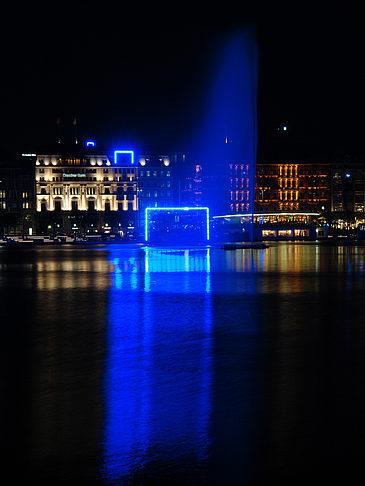 Foto Fontäne auf der Binnenalster - Hamburg