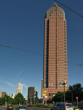 Blick auf Theodor-Heuss-Allee