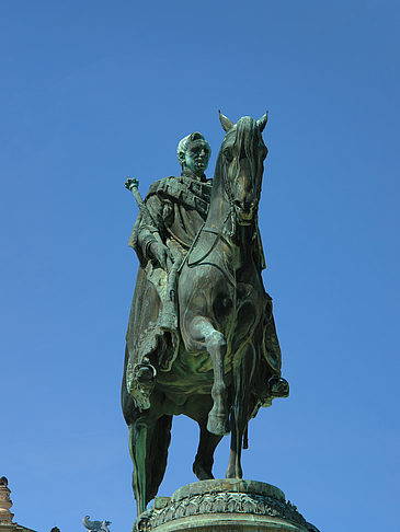 Foto König-Johann-Statue