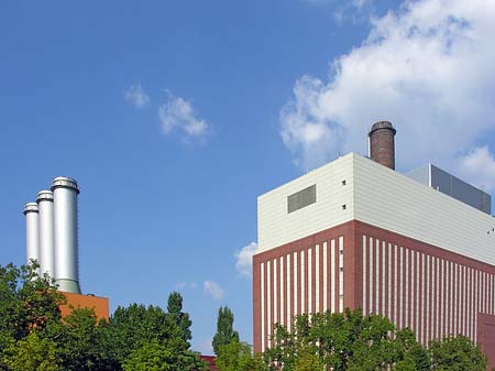 Kraftwerk Charlottenburg-Schornsteine Fotos