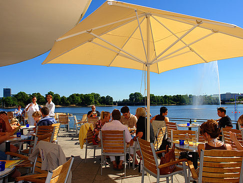 Foto Brunchterrasse auf dem Alster Pavillon