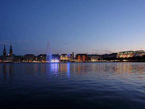 Binnenalster am Abend Foto 
